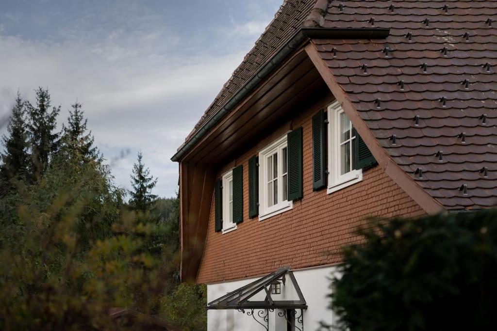 Exklusives Ferienhaus Am Waldrand Mit Whirlpool Und Sauna Villa Schonach im Schwarzwald Exterior foto