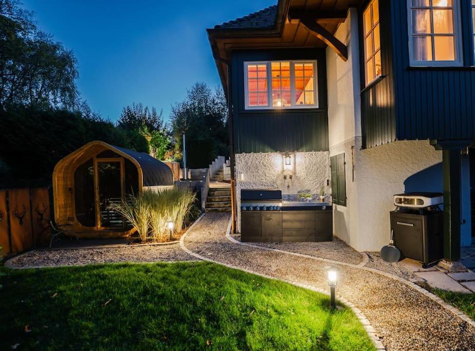 Exklusives Ferienhaus Am Waldrand Mit Whirlpool Und Sauna Villa Schonach im Schwarzwald Exterior foto